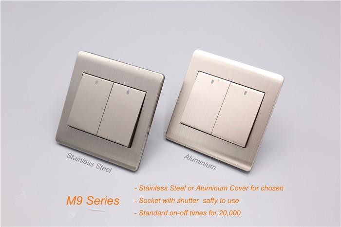 13A Multi Switched Socket With Neon
