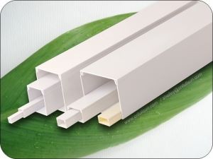 Amorteceção de troncos de PVC para cabos elétricos